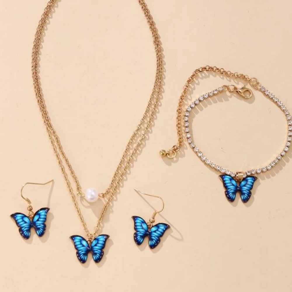 NEW 3pc Butterfly Charm Set 🦋🦋🦋